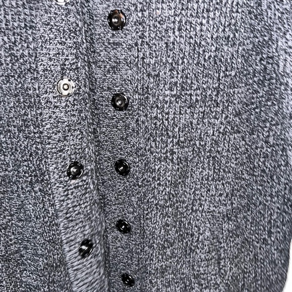 Old Navy Women’s Gray Lambswool Blend Snap Button Sweater Cardigan Sz-XL - Picture 6 of 10